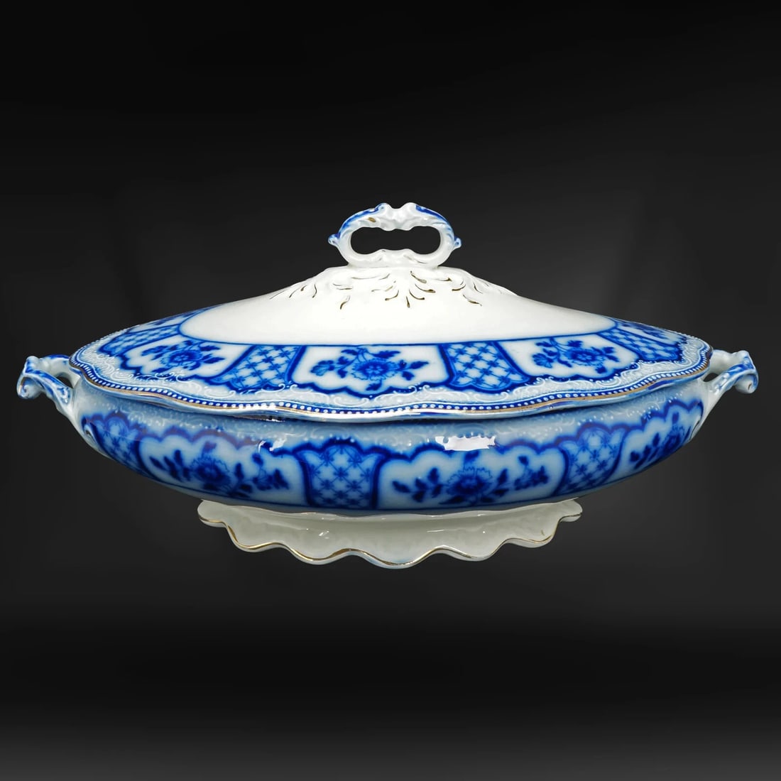 English Flow Blue Serving Dish "Melbourne" (1 of 12)