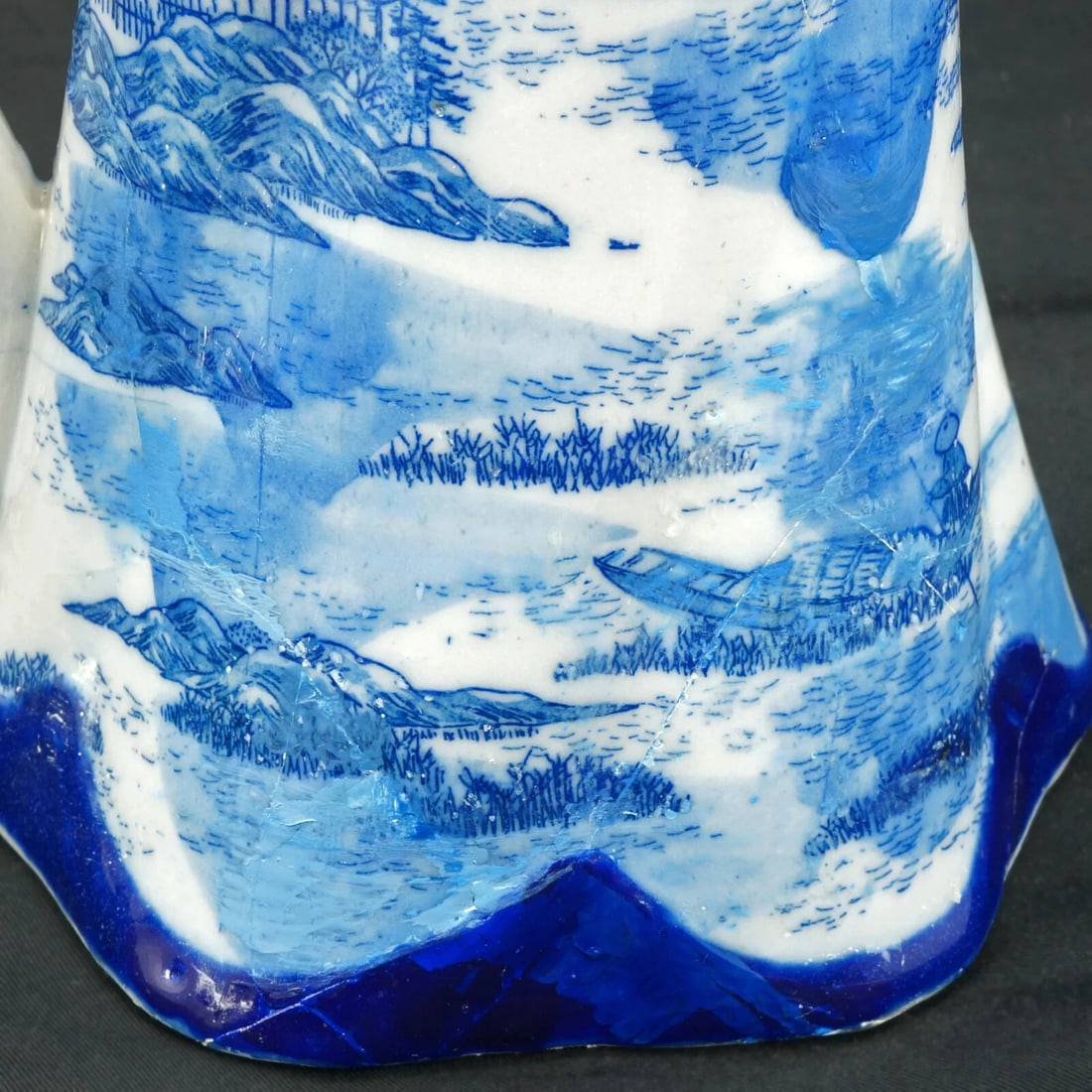 19th C English Flow Blue Chocolate Pot w/ Pagoda - 10