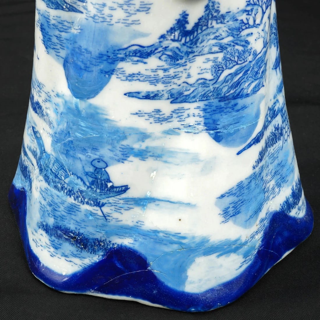 19th C English Flow Blue Chocolate Pot w/ Pagoda - 11