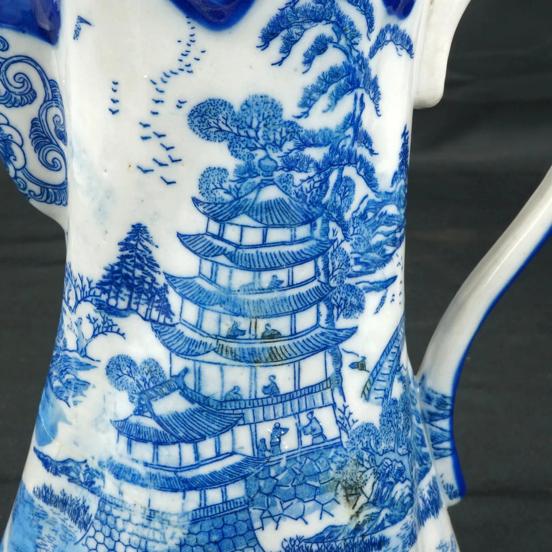 19th C English Flow Blue Chocolate Pot w/ Pagoda - 9