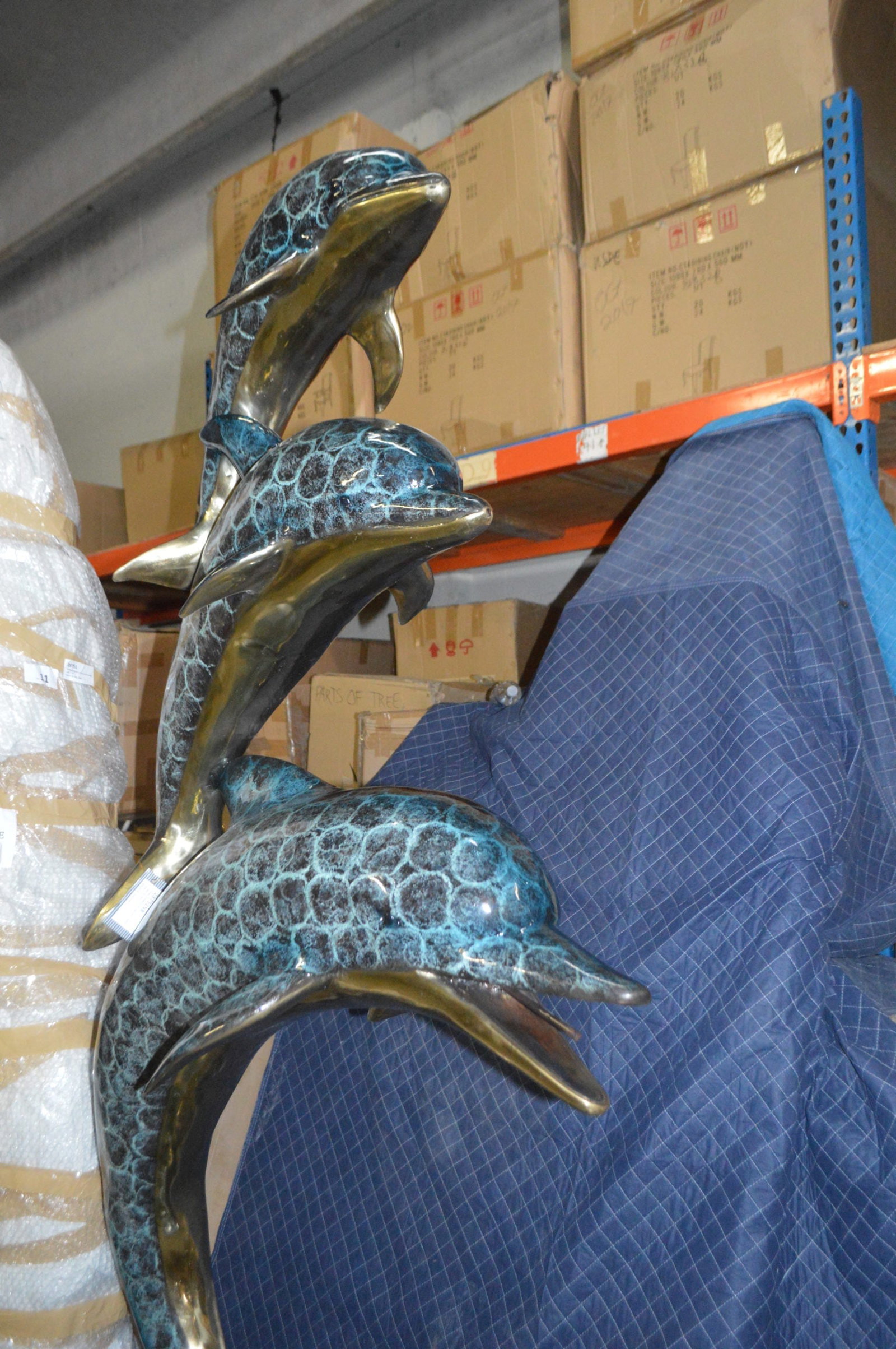 Three Dolphins Overreach Others Bronze Statue - Size: 28"L x 22"W x 89"H. - 5
