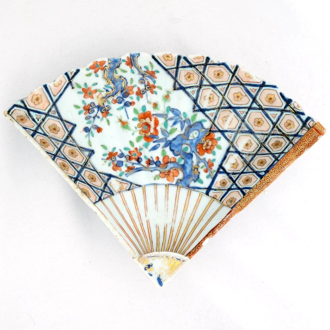 Kangxi Chinese Imari Fan Dish 1662-1722: Title:Kangxi Chinese Imari Fan Dish 1662-1722 Size:10 in (25.4 cm) wide x 7 ¼ in (18.4 cm) tall x 1 7/8 in (4.8 cm) deep. Description:A very old and beautifully hand painted Chinese porcelain