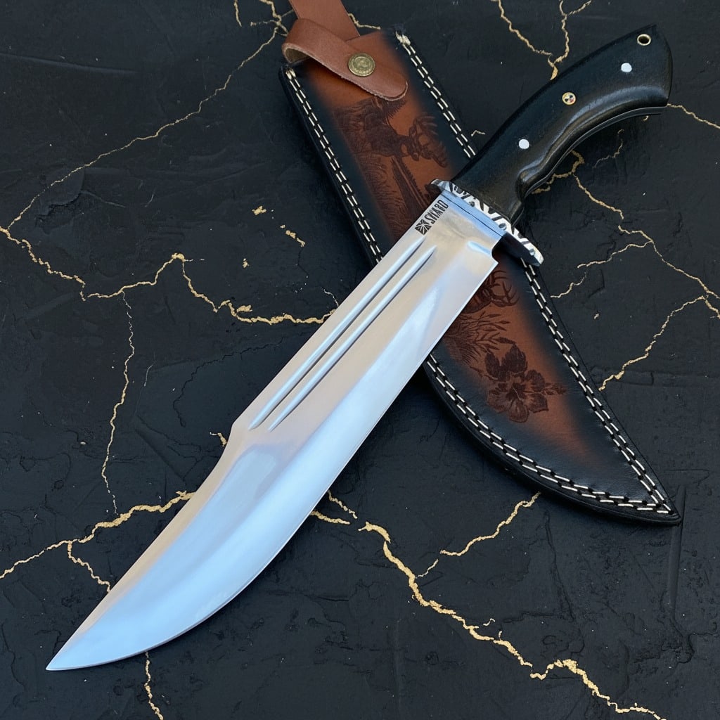 18" Hand-Forged Bowie Survival Knife High Polish Crocodile Style With Sheath: Title:18" Hand-Forged Bowie Survival Knife High Polish Crocodile Style With Sheath Description:This 18-inch handmade hunting Bowie knife features a professional-grade design inspired by the Crocodile
