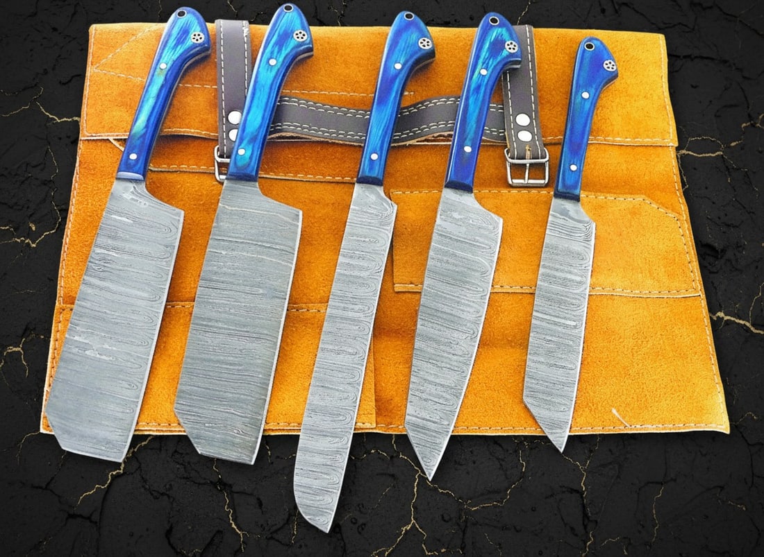 5pc Damascus Steel Kitchen Knife Set, Hand Forged Chef Blades With Sheaths: Title:5pc Damascus Steel Kitchen Knife Set, Hand Forged Chef Blades With Sheaths Description:This custom hand-forged Damascus steel hunting knife is designed for camping, skinning, and survival