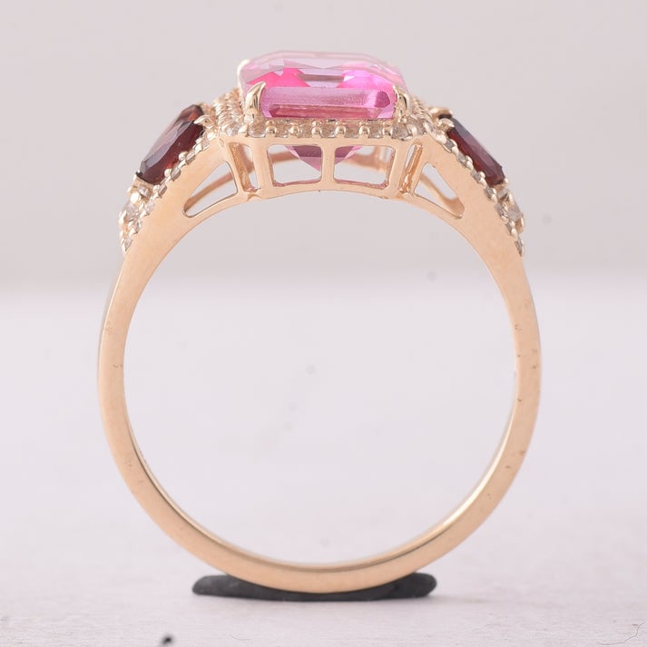 3.80 Ct Octagon Pink Topaz 9K Gold Ring - 4