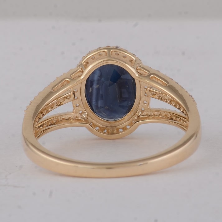 2.68 Ct Oval Sapphire 9K Gold Ring - 3