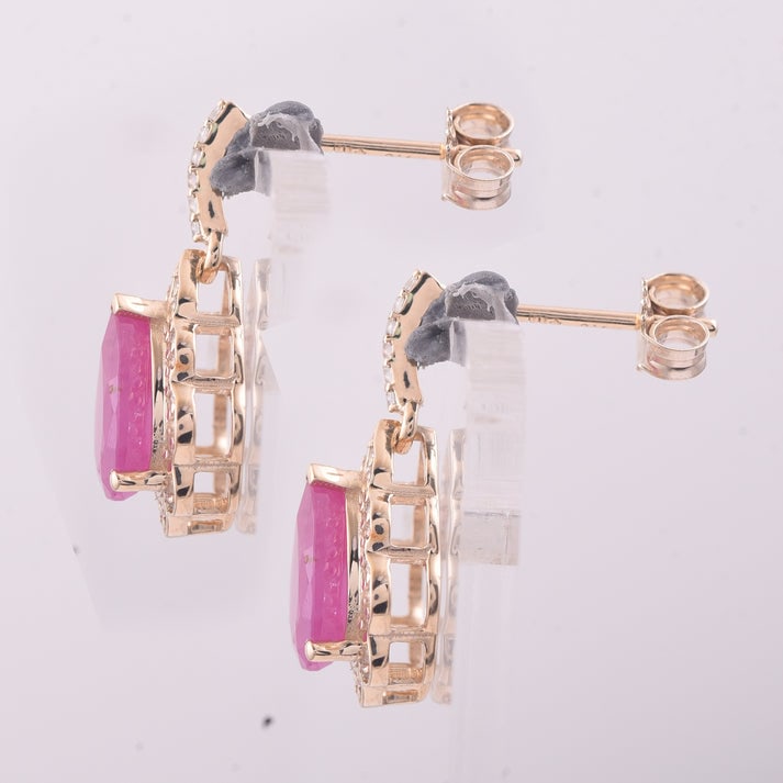 2.64 Ct Pear Ruby 9K Gold Earrings - 3