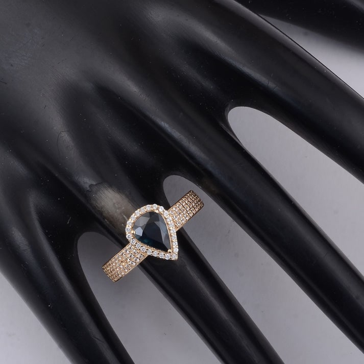 1.23 Ct Pear Sapphire 9K Gold Ring - 2