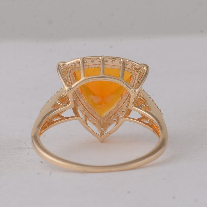 2.18 Ct Trillion Br.Fire Opal 9K Gold Ring - 4
