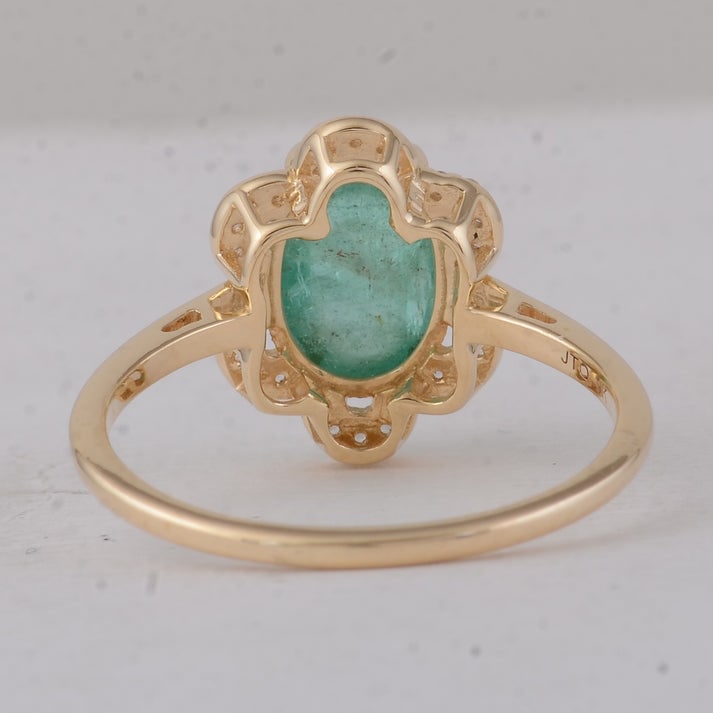 2.39 Ct Oval Emerald 9K Gold Ring - 3