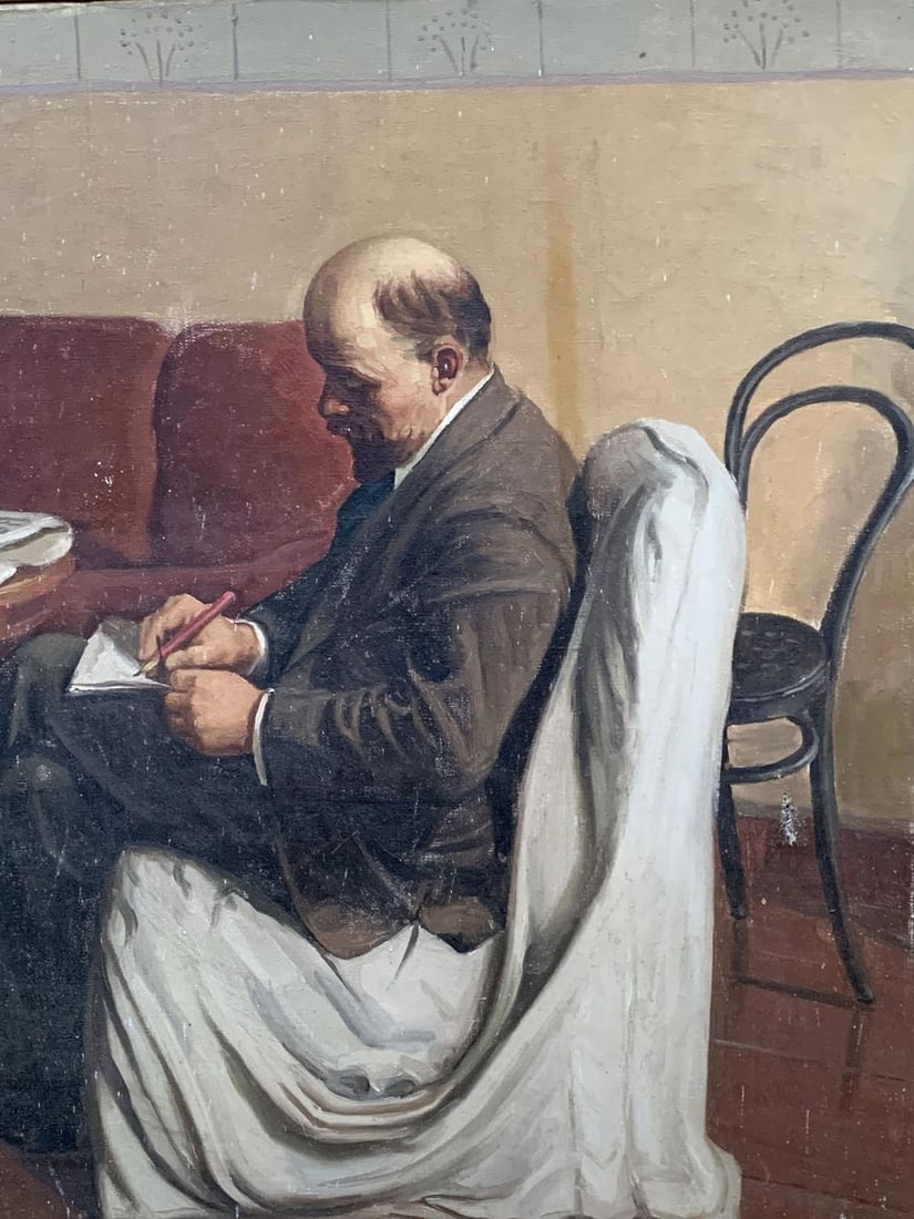 Social realism oil painting Portrait of Lenin reading Unknown artist - 5