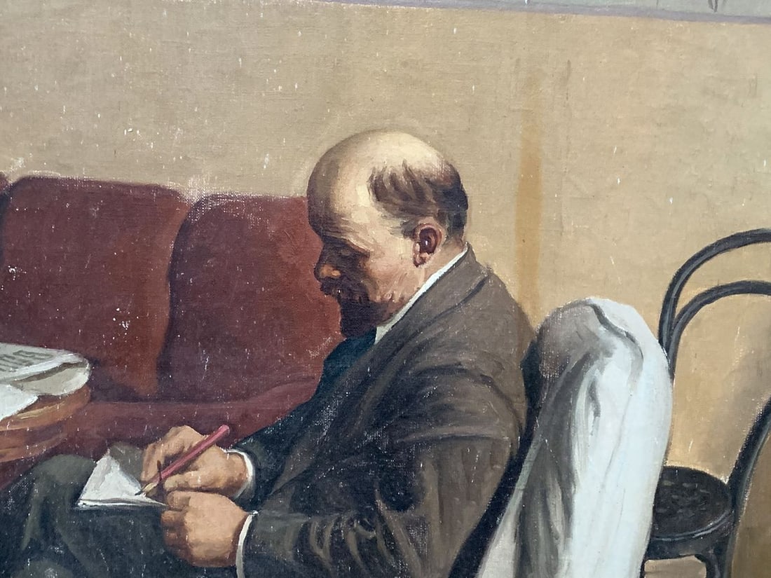 Social realism oil painting Portrait of Lenin reading Unknown artist - 6