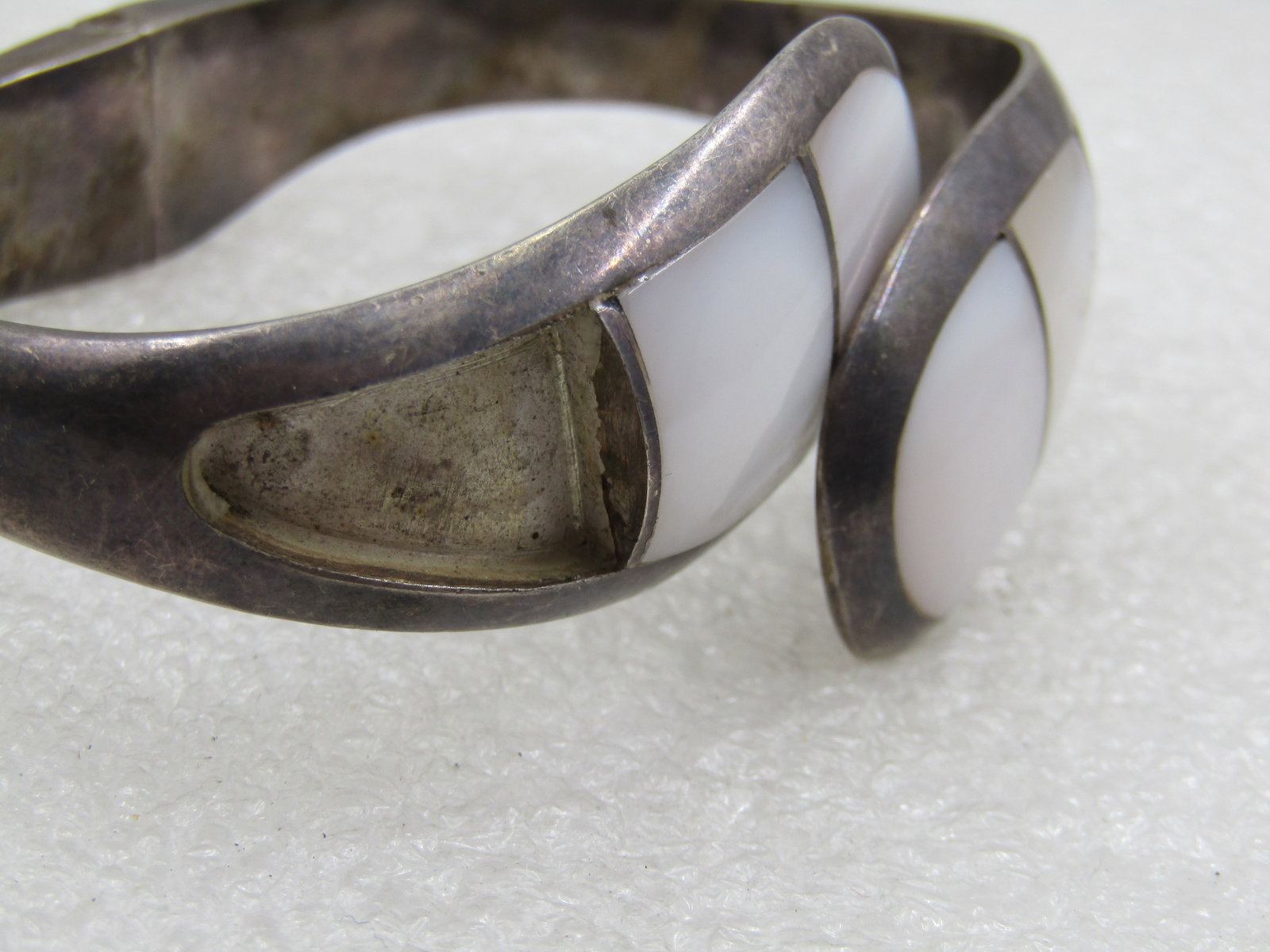 Vintage Sterling MOP Clamper Bracelet, 6.75" Mexico, Signed TL, Inlaid, Needs Stone - 5