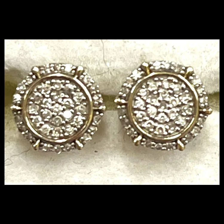 Estate 10k Gold Diamond Screw Back Pieced Earrings - 6