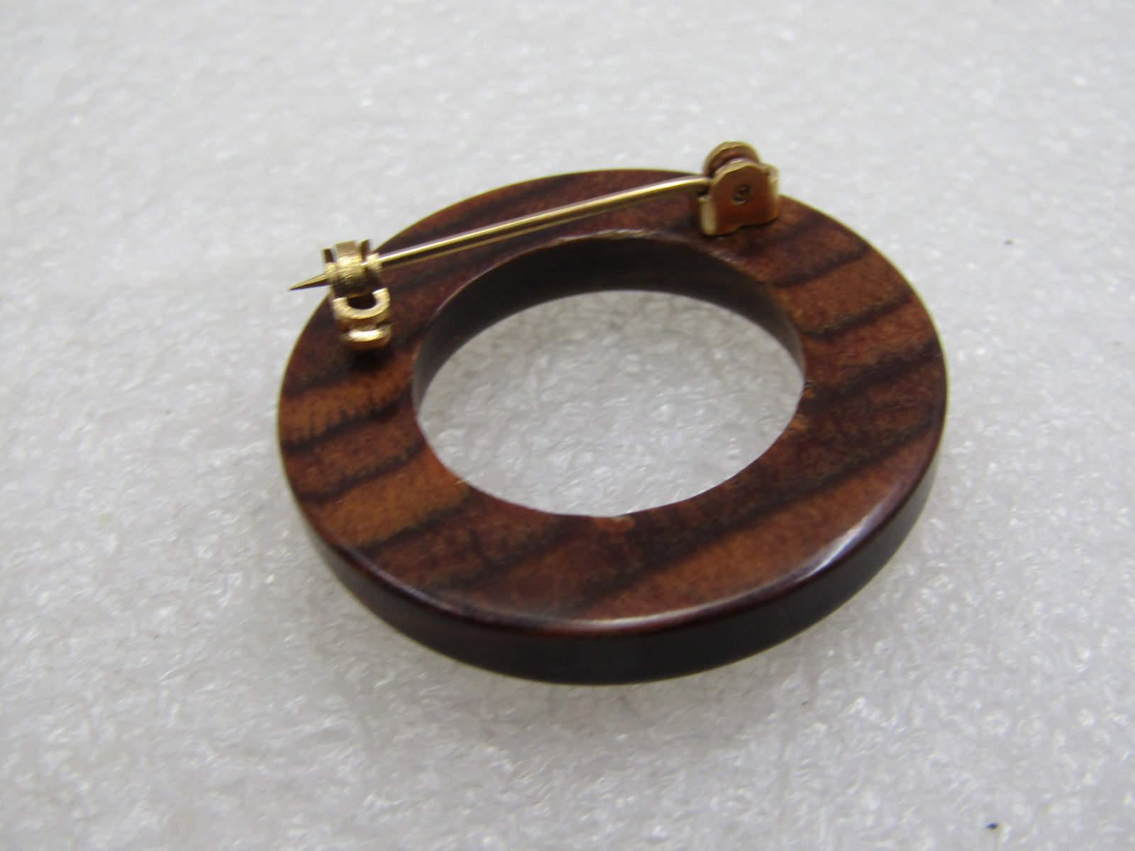 Vintage 1960's Wooden Circle Brooch, 1.25" - 5