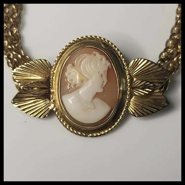 Vintage 12k Gold Filled Cameo C.C. Bracelet Hallmarked 1/20-12k G.F. C.C. - 3