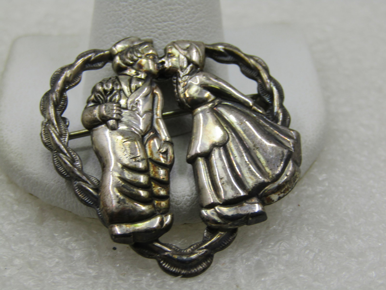 Vintage Sterling Kissing Dutch Girl/Boy Heart Brooch, 1940's - 3