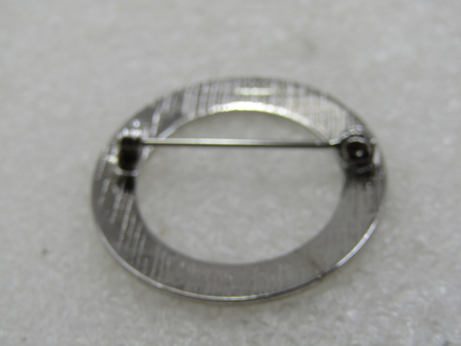 Vintage Scalloped Circle Brooch, 1.25", 1960's - 5