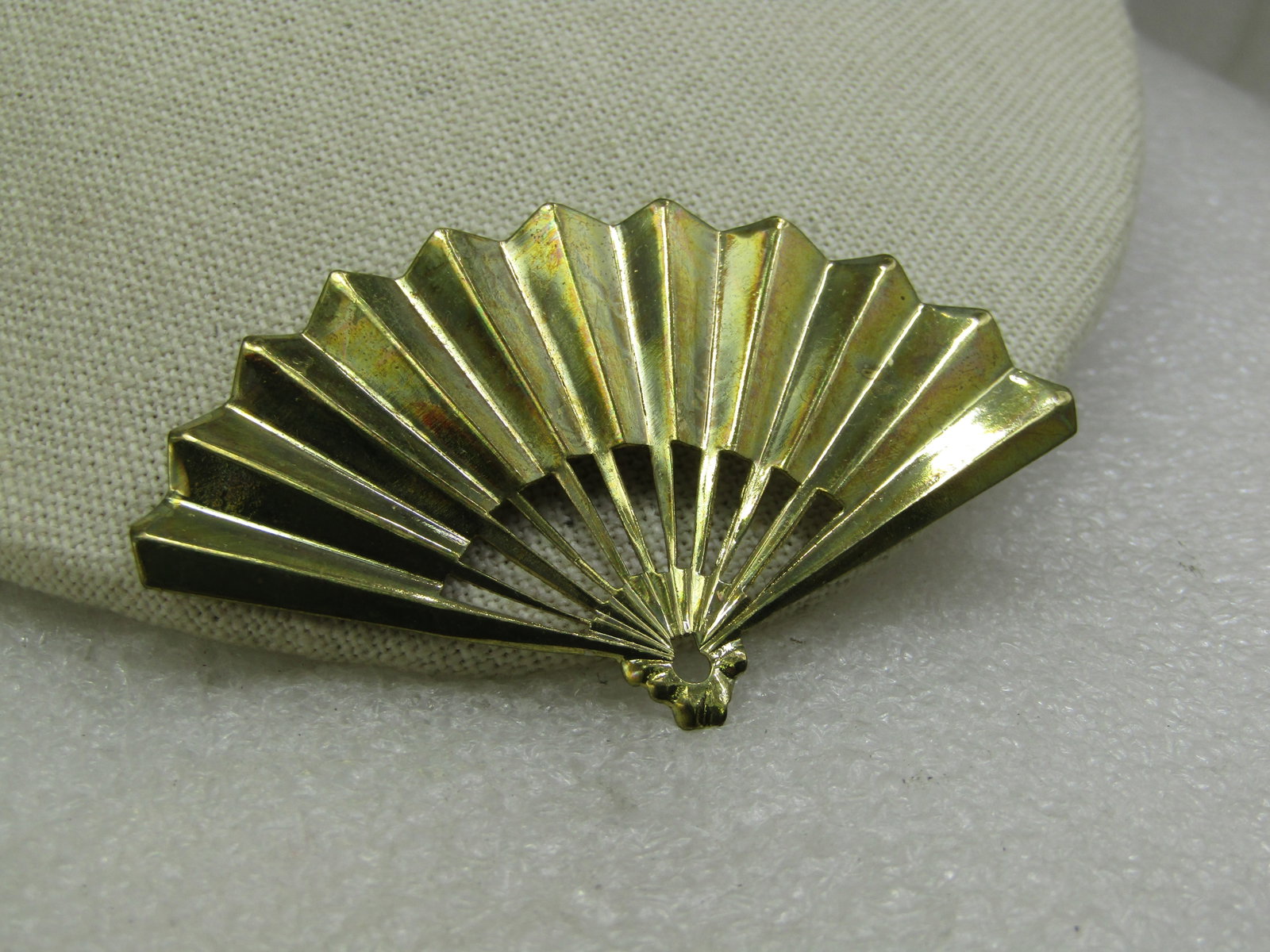 Vintage Gold Tone Fan Brooch, 3" by 1.75", 1960's-1970's - 2