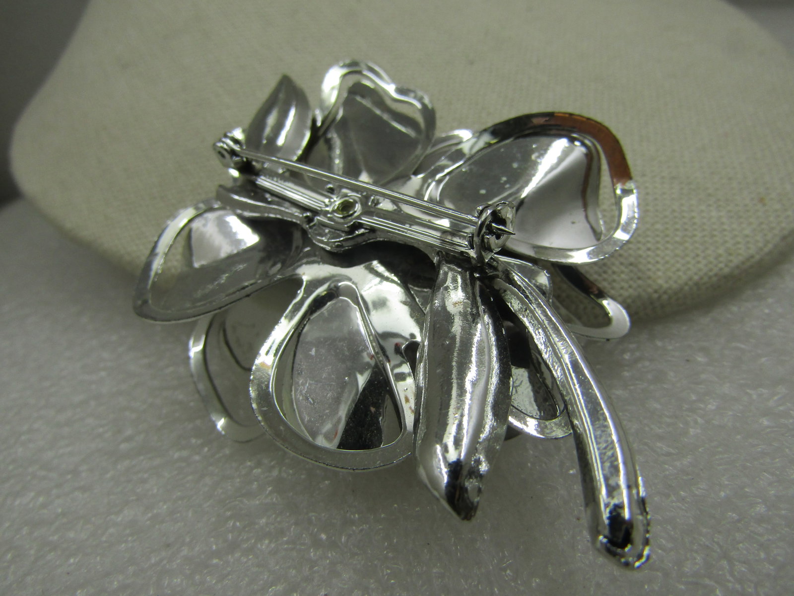 Vintage Silver Tone Floral Brooch, Aurora Borealis Rhinestone, 1960's - 4