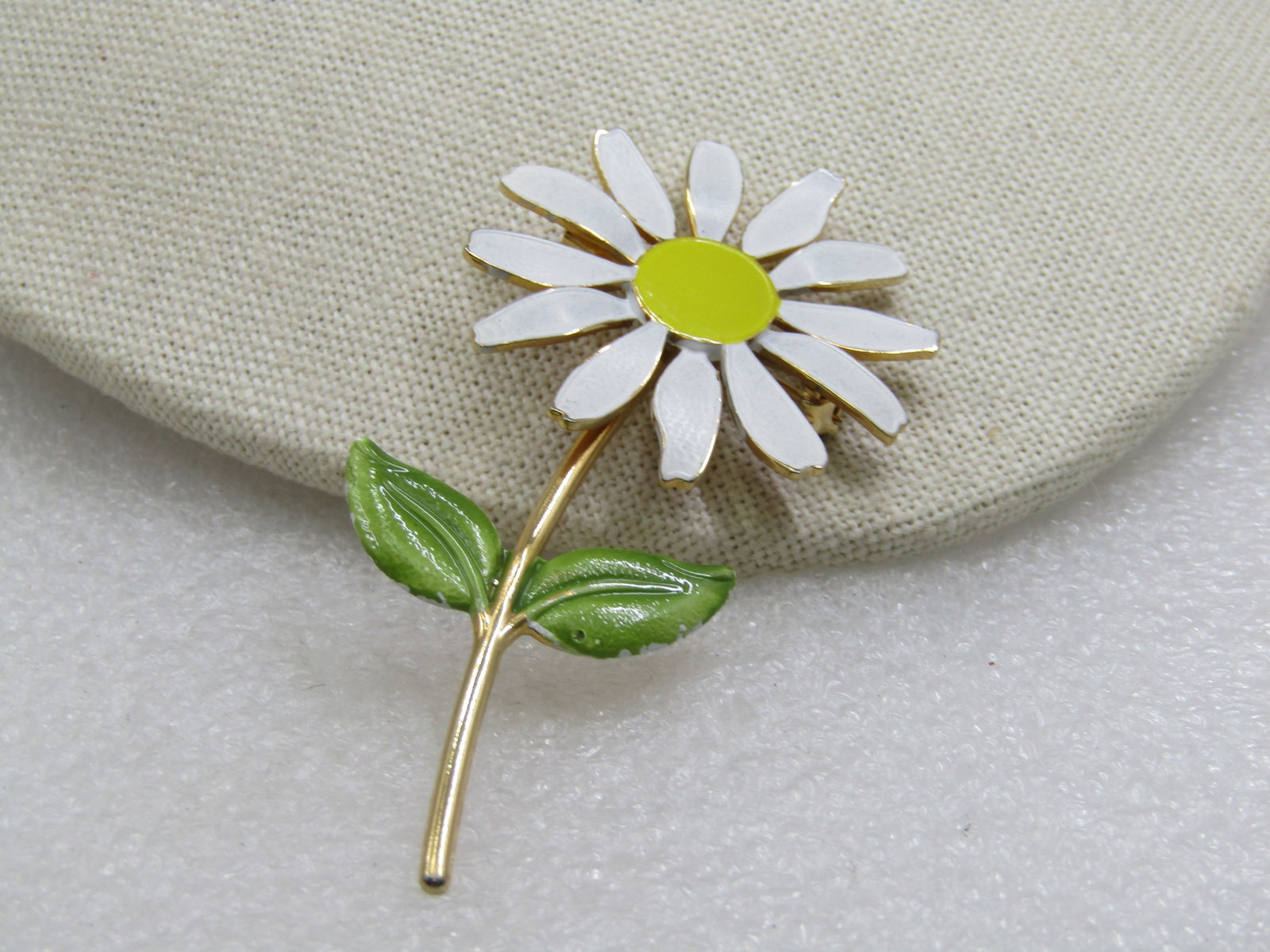 Vintage Enameled Daisy Brooch 1960's, 3" - 4