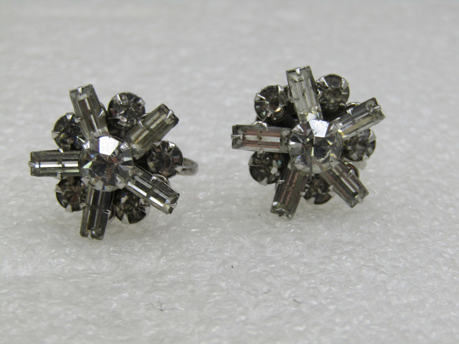 Vintage Rhinestone Baguette Tiered Earrings, Screwback, 1950's-1960's - 4