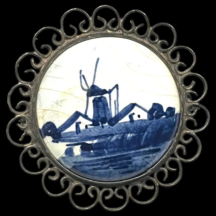 Vintage Delft Holland Windmill 835 Silver Hand Painted Booch (1 of 4)