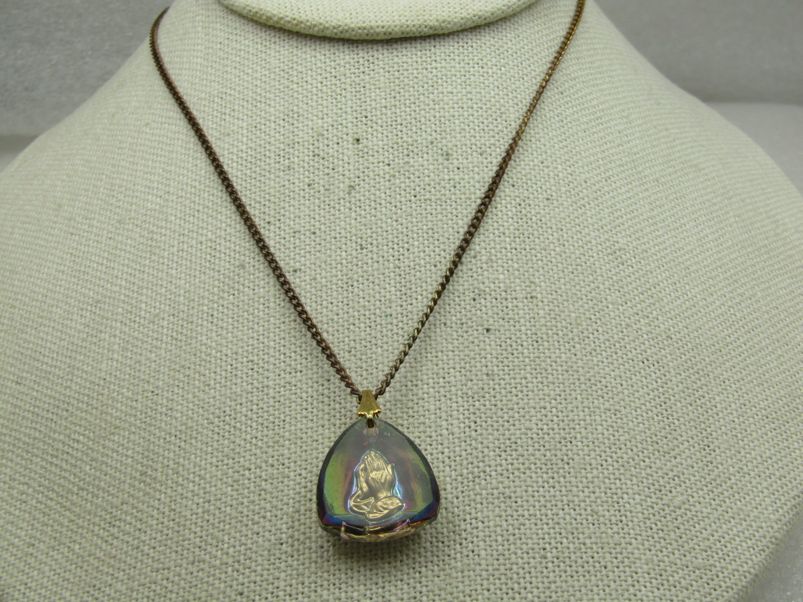 Vintage Reversed Carved Praying Hands Necklace 18", Peacock Aurora Borealis - 4