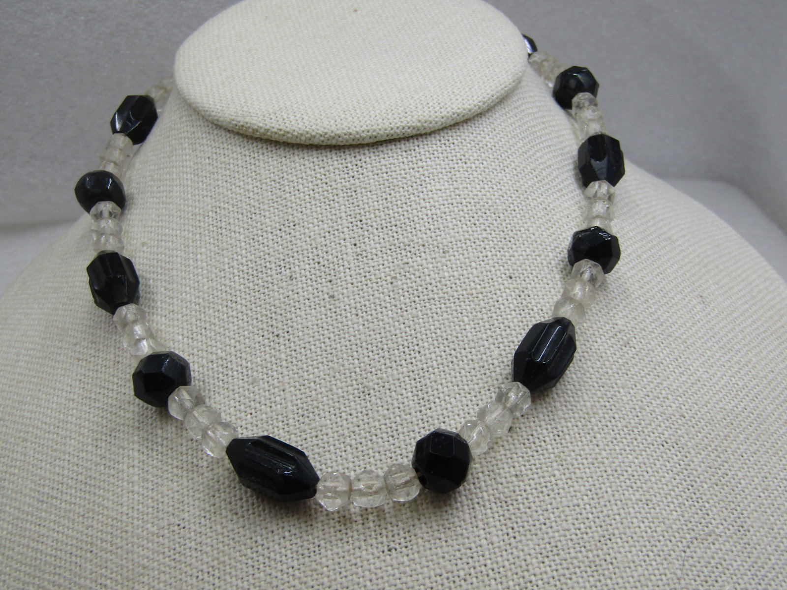 Vintage Clear & Black Glass Beaded Necklace, 15.5", 1940's - 3