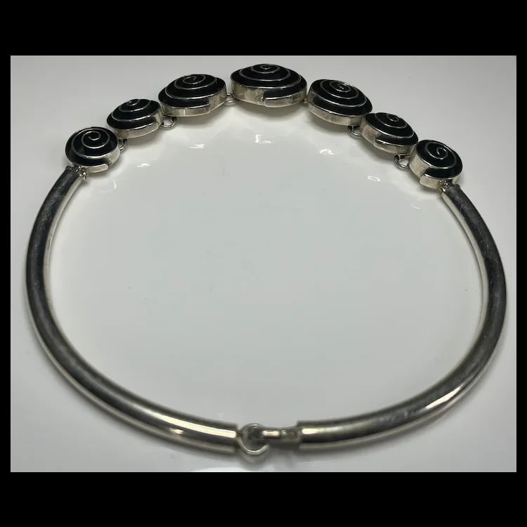 Vintage Mexico CII 925 100g Sterling Silver Spiral Choker/NecklaceSterling SilverWeighs 101.6 - 4