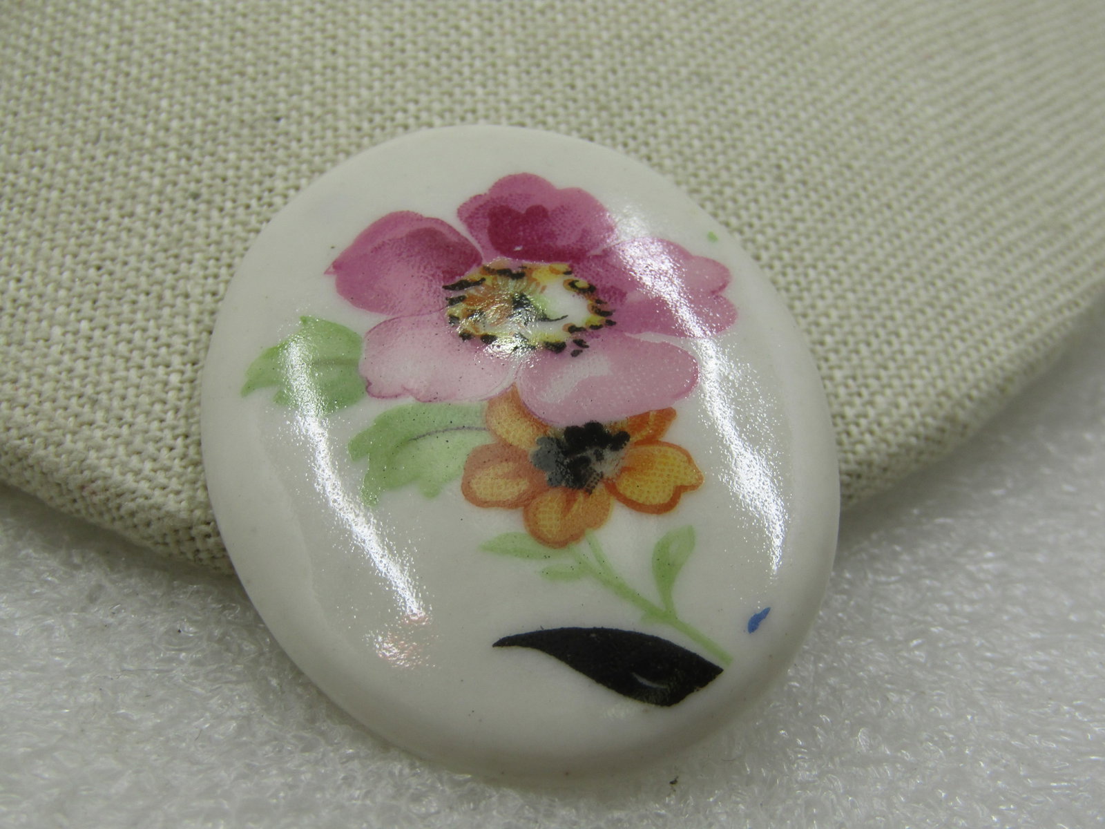 Vintage Adderly Floral Bone China Floral Floral Brooch, England, 1960's - 3
