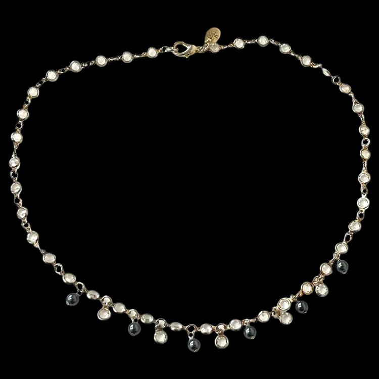 Estate Carolee Necklace- Signed Costume: Estate Carolee Necklace Hallmarked: Costume Weighs: 6.5 grams Measures Approx: 16 inches length Estate Hallmarked: Costume Weighs: 6.5 grams Measures Approx: 16 inches length Reserve: $15.00 Shipping: