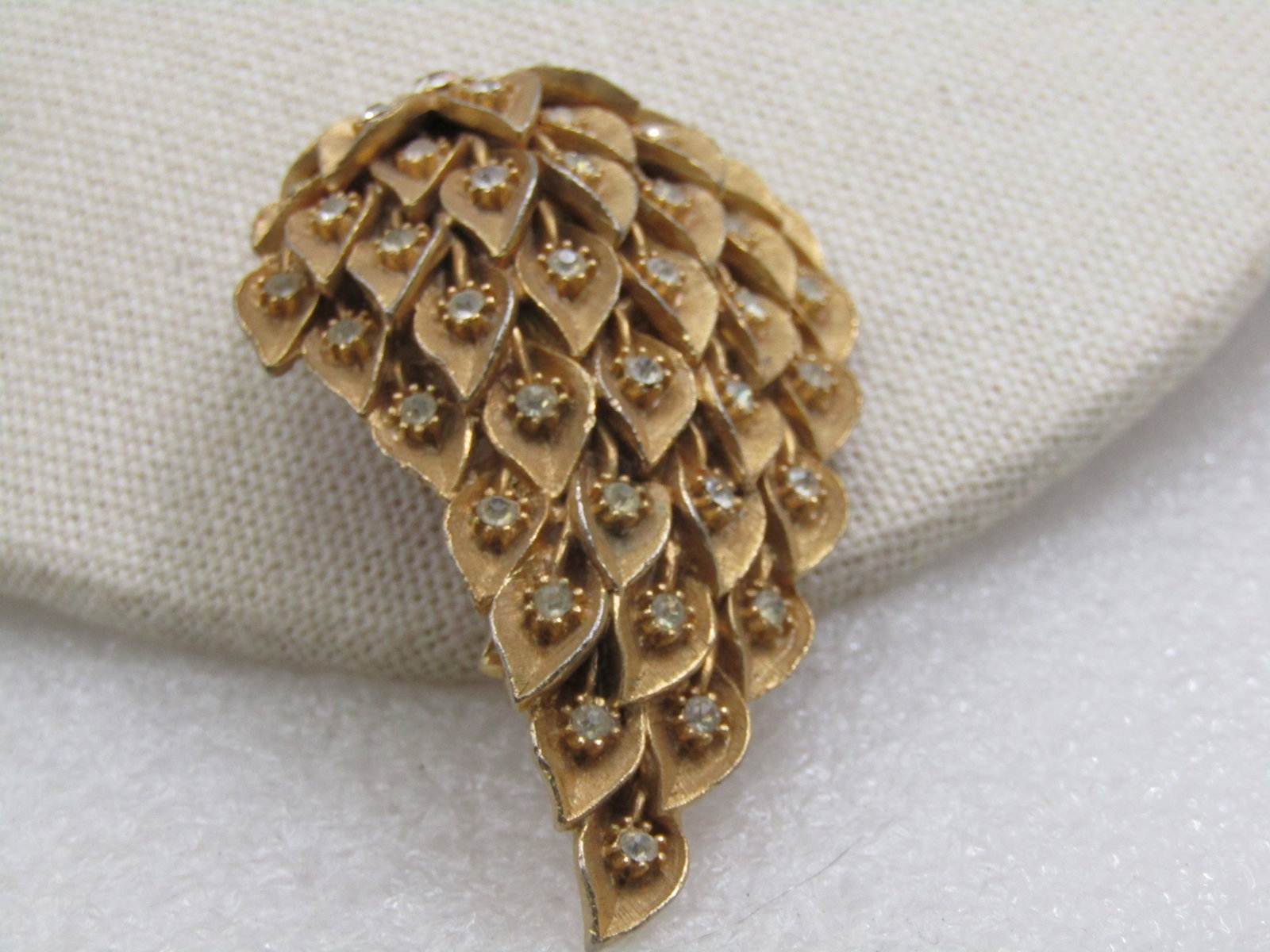 Vintage Gold Tone Rhinestone Strawberry Like Brooch, 2.5" - 2