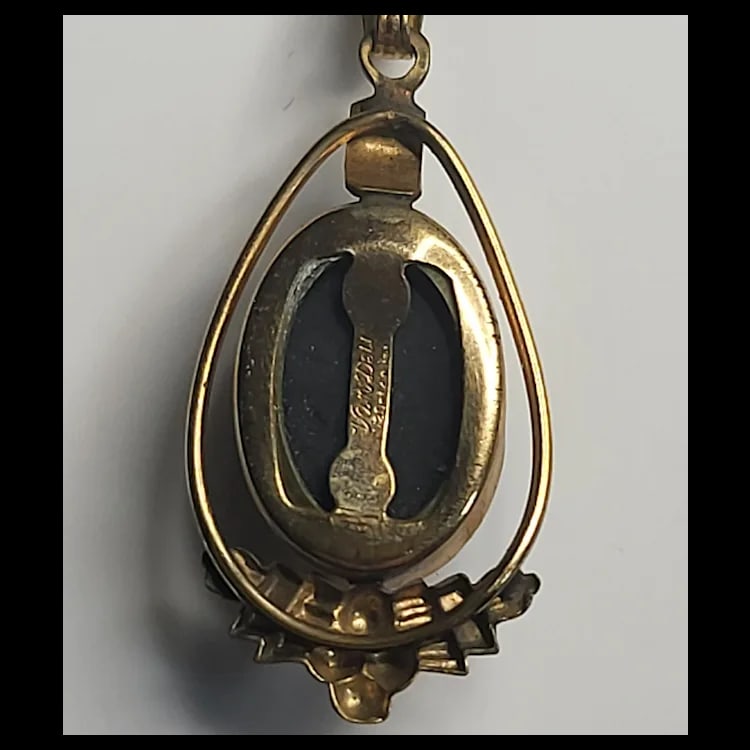 Vintage Gold Filled Van Dell Cameo Necklace Hallmarked Van Dell 1/20 14k G.F. - 4