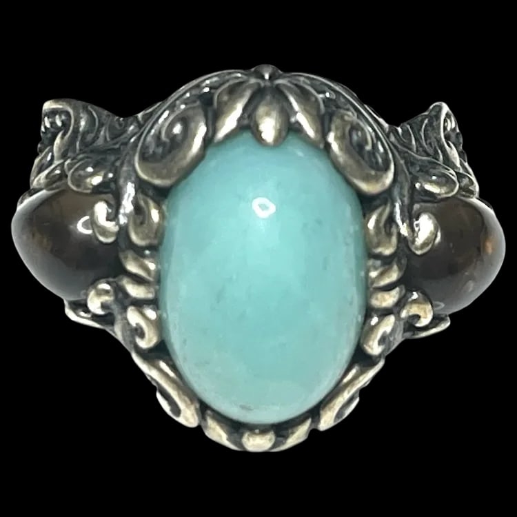 Estate Carolyn Pollack Quartzite and Smoky Quartz Sterling Silver Statement Ring: Estate Carolyn Pollack Quartzite and Smoky Quartz Sterling Silver Statement RingHallmarked: CP 925Weighs: 10.9 gramsMeasures US Ring Size: 7 Estate Hallmarked: CP 925 Weighs: 10.9 gramsMeasures US Rin