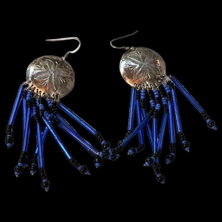 Native American Sterling Silver Beaded Earrings Sterling SilverWeighs 15.3 gramsMeasures 1 x 3: Native American Sterling Silver Beaded Earrings Sterling SilverWeighs 15.3 gramsMeasures 1 x 3 inches Estate Sterling Silver Weighs 15.3 gramsMeasures 1 x 3 inches Reserve: $55.00 Shipping: Domestic: 