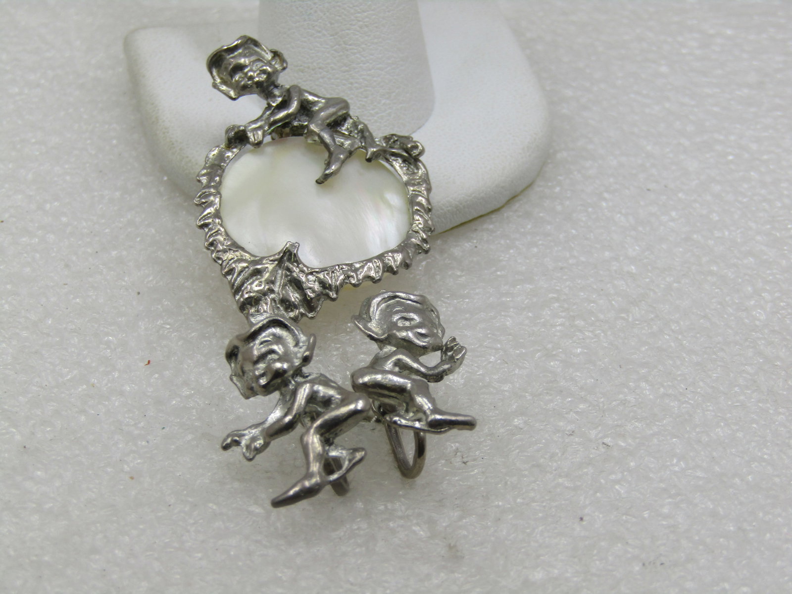 Vintage Mother of Pearl Pixie Brooch & Clip Earrings Set, Mid-Century - 6