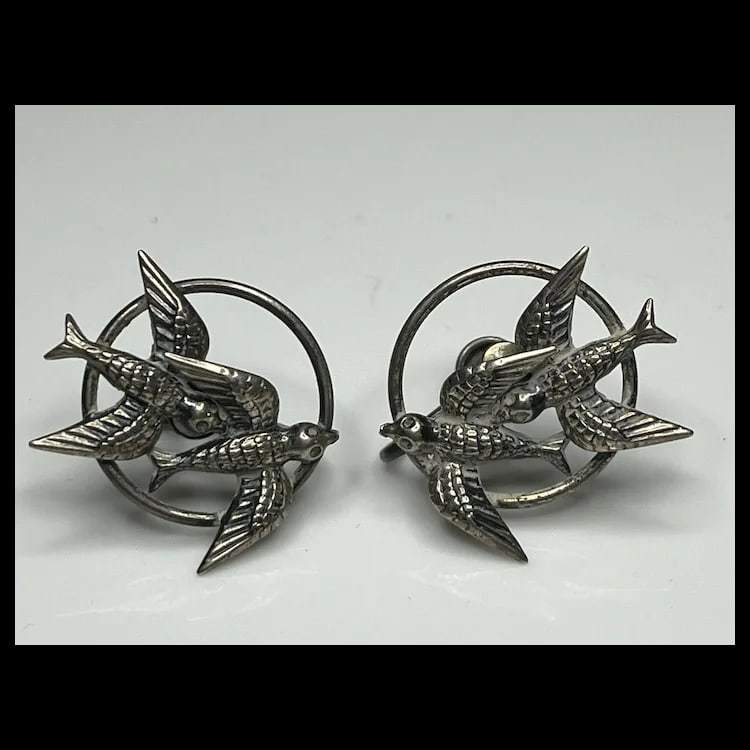 Vintage BEAU Sterling Silver Flying Bird Screw Back EarringsHallmarked BEAU SterlingWeighs 4.8 - 2
