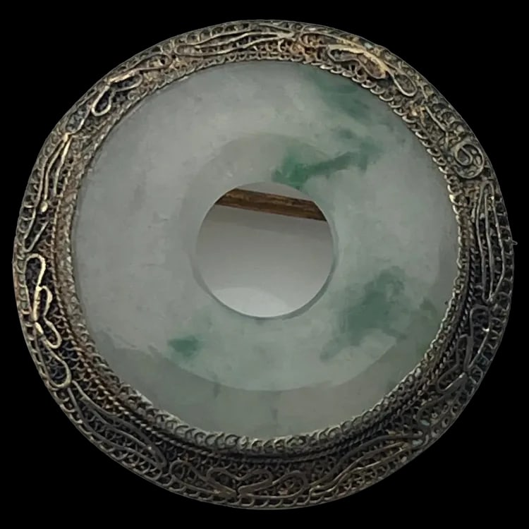 Vintage Lucky Jade and Sterling Silver China BroochSterling Silver/ JadeWeighs 6.1 gramsMeasures: Vintage Lucky Jade and Sterling Silver China BroochSterling Silver/ JadeWeighs 6.1 gramsMeasures 1.25 circumference vintage Sterling Silver/ Jade Weighs 6.1 gramsMeasures 1.25 circumference Reserve: