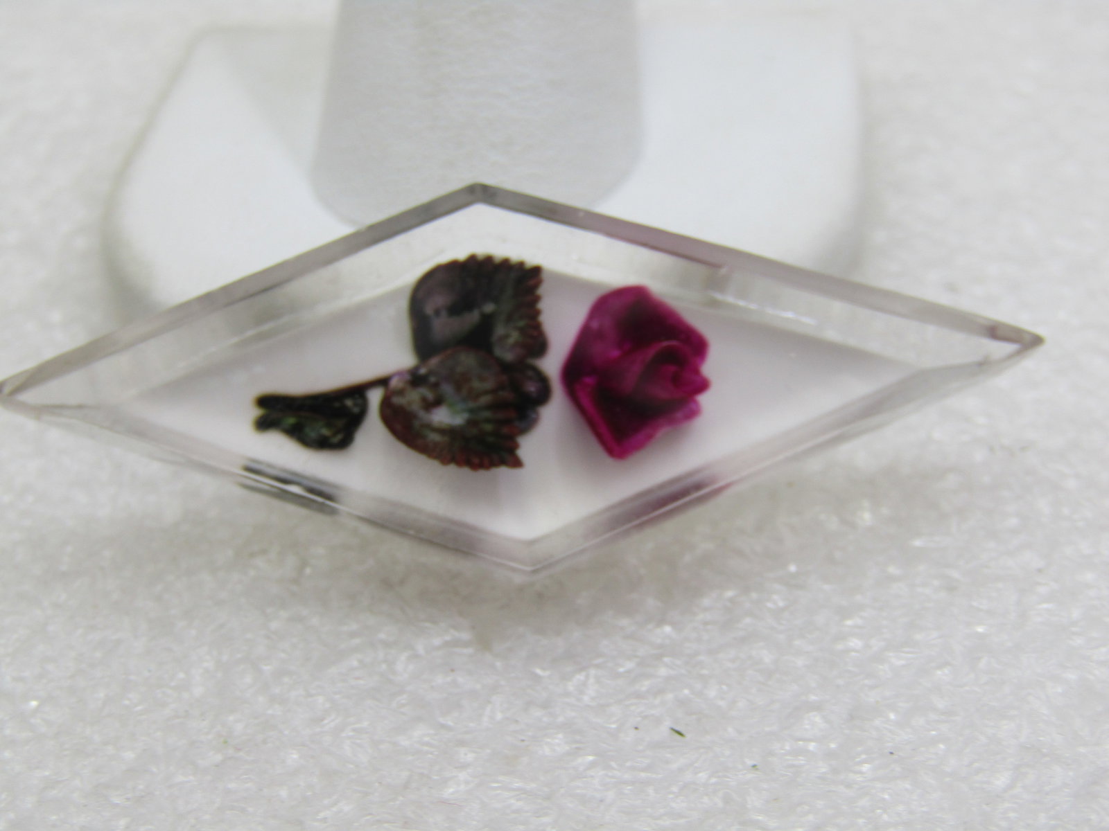 Vintage Reversed Carved Floral Brooch, Diamond Shaped, 1950's-1960's - 4