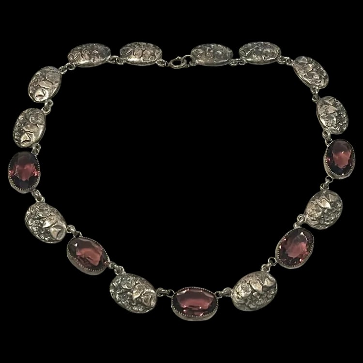 Vintage Ornate Amethyst Silver Bib/Chocker Statement Necklace: Vintage Ornate Amethyst Silver Bib/Chocker Statement NecklaceHallmarked: No Hallmark Seen, Tested as 800 SilverWeighs: 38.3 gramsMeasures: 15 inches length Vintage Hallmarked: No Hallmark Seen, Tested