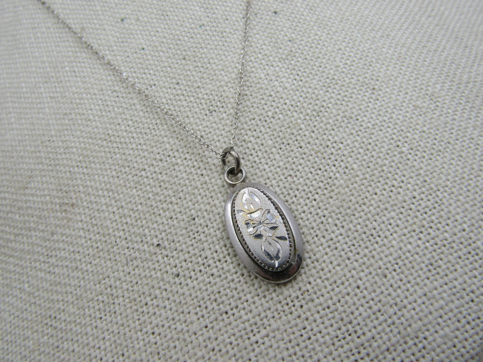Vintage 12kt G.F. Engraved Cameo Necklace, 18" Chain .925 - 2