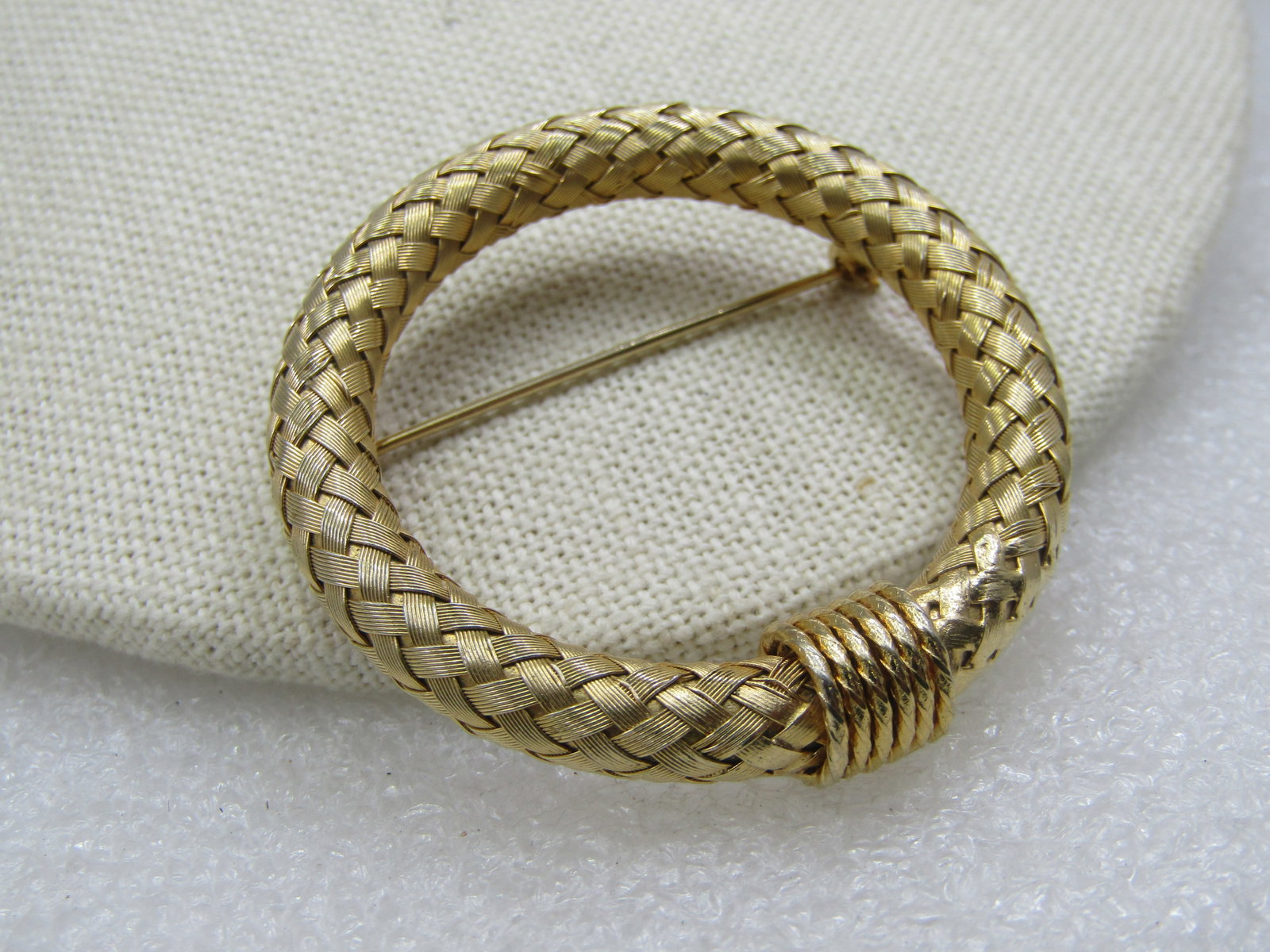 Vintage Braided Circle Brooch, Gold Tone, 1.75" 1960's - 2