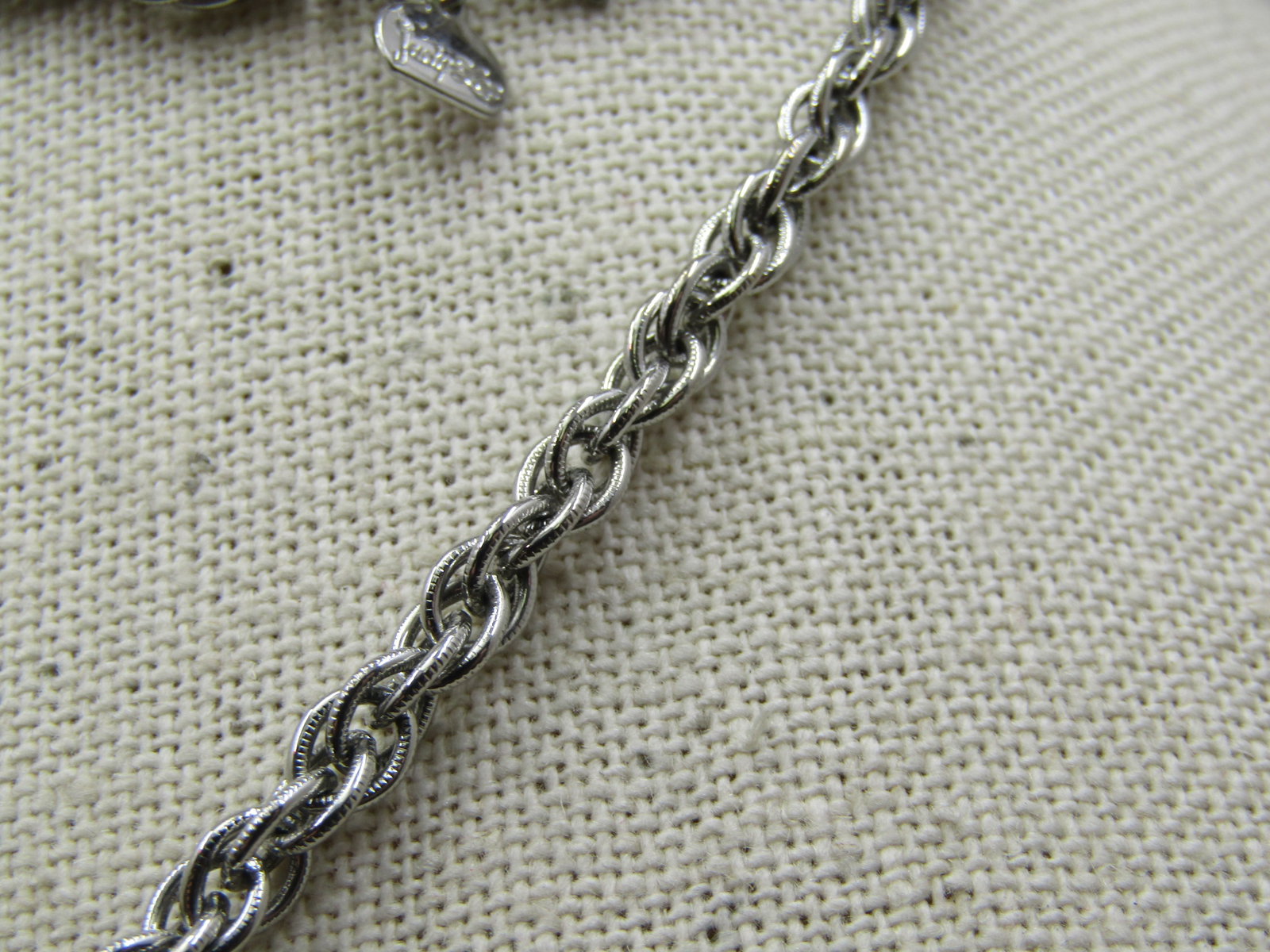 Vintage 24" Judy Lee Rope Chain & Coin Pendant Necklace, 1970's - 4