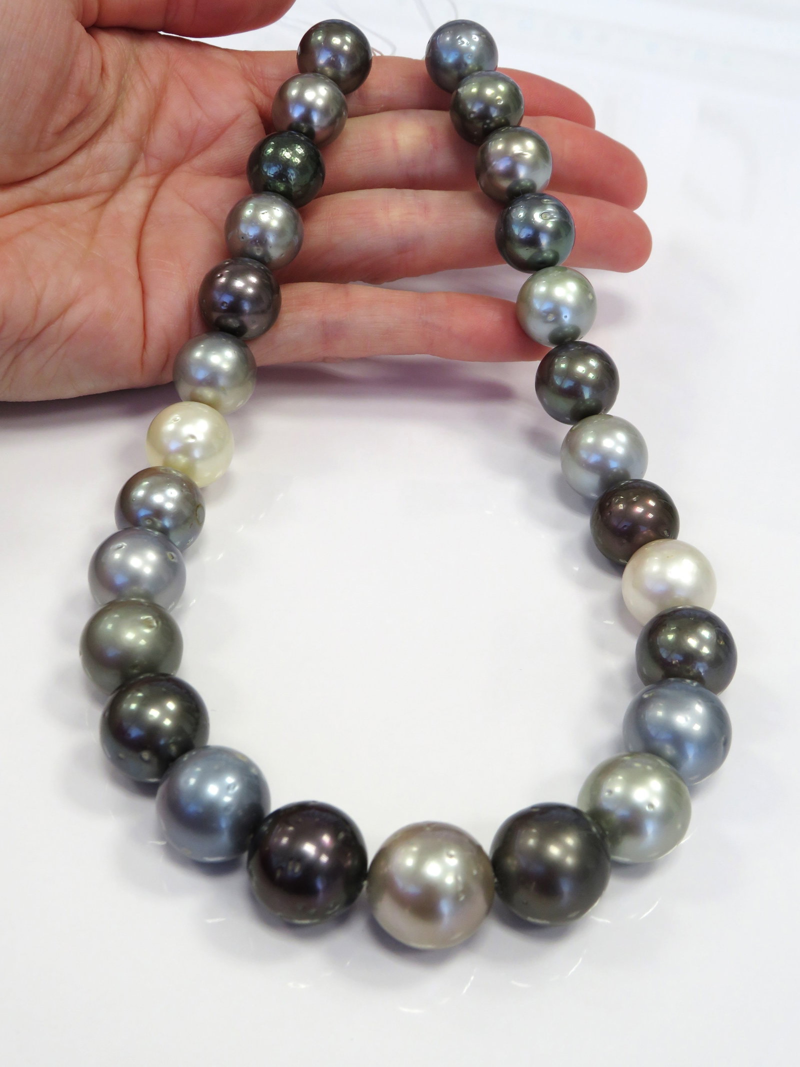 15-17mm Round Mix Light to Dark Multi-Color Tahitian Pearl Necklace Strand - 3