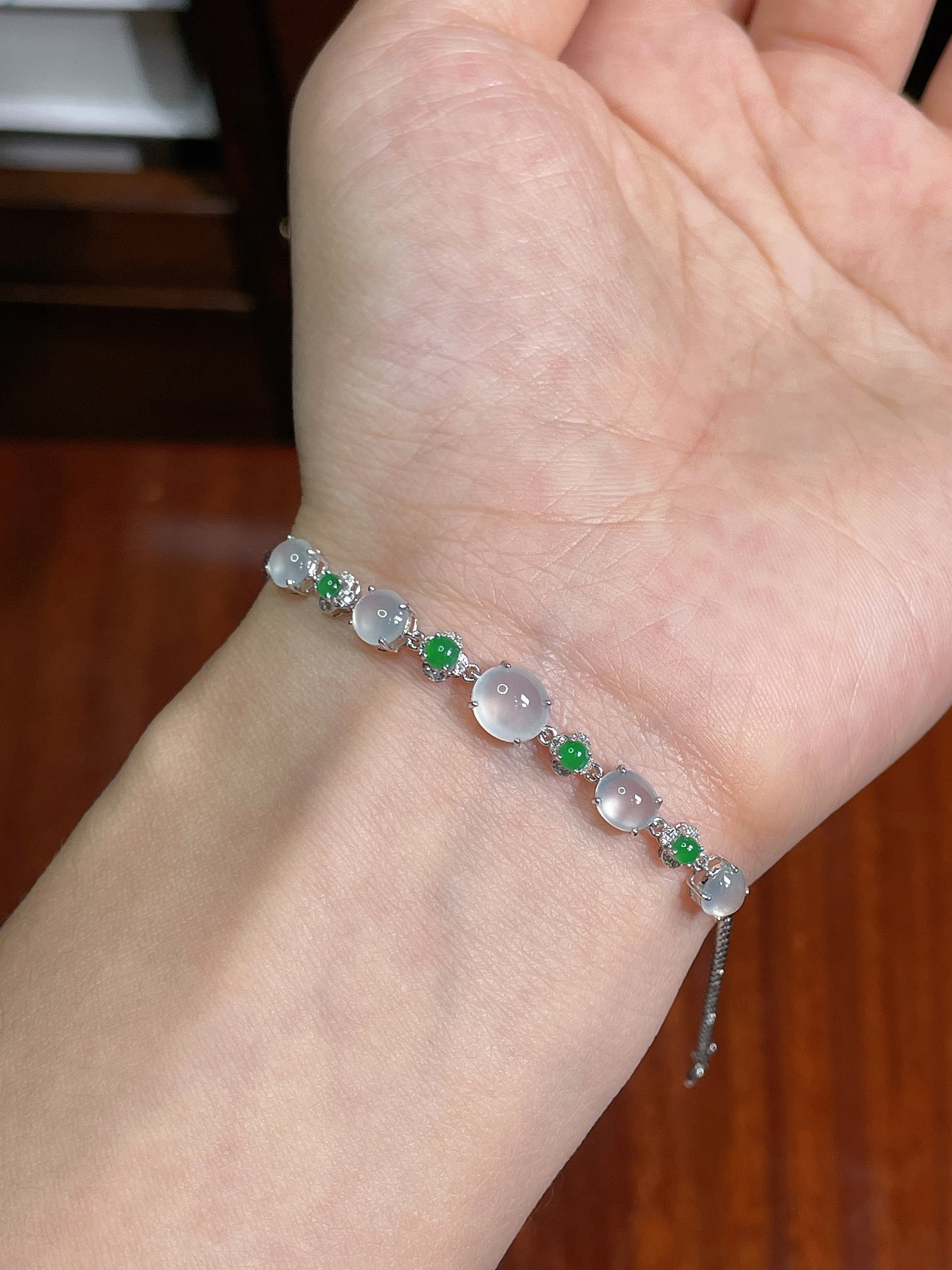 18K gold jade bracelet - 4