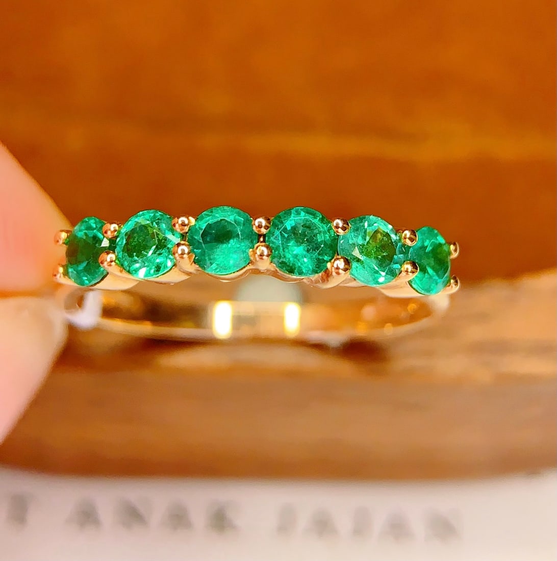 18K Gold Natural Emerald Ring - 4