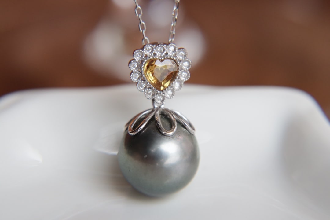 18K Gold Tahitian Pearl Pendant (chain not included) - 3
