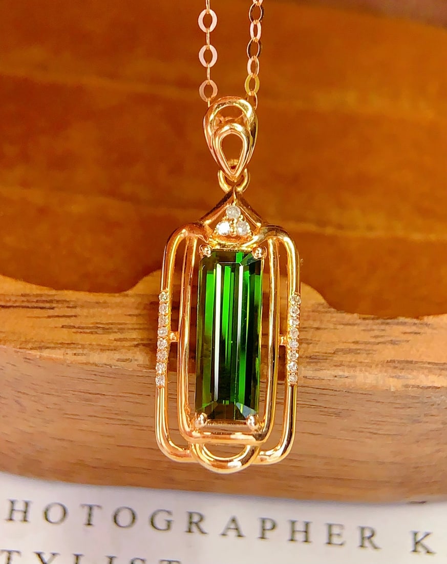 18K gold emerald pendant (chain not included) - 5