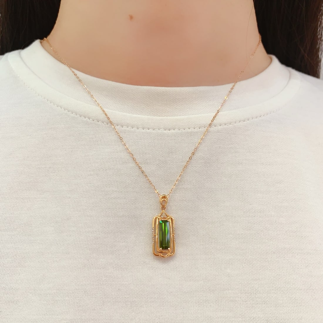 18K gold emerald pendant (chain not included) - 6